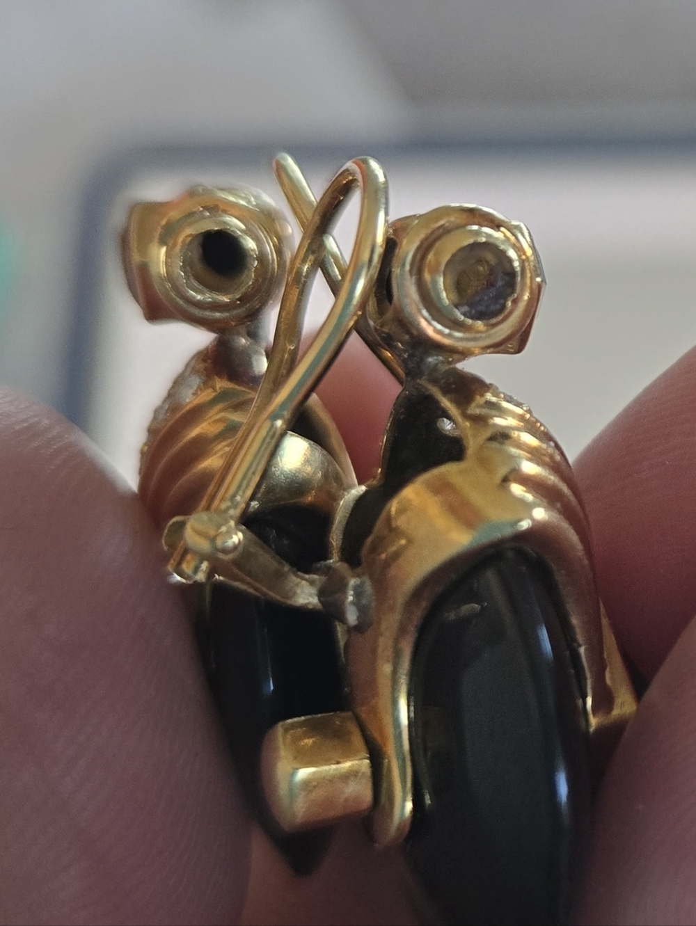 Vintage Style Black Cabochon Gold Tone Clip Earrings Rhinestone Statement - Picture 7 of 7